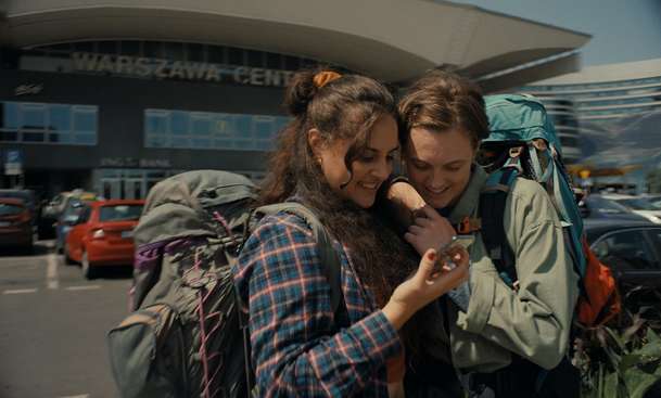 Trochu života: Holčičí mejdan napříč Evropou od hříšné euforie míří ke katastrofě | Fandíme filmu