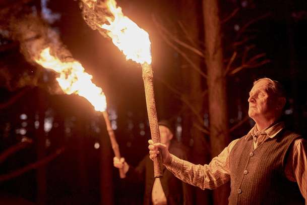 Diabolic: Děsivá čarodějnice vrátí mladou ženu do spárů sekty | Fandíme filmu