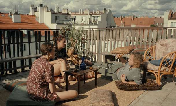 Trochu života: Holčičí mejdan napříč Evropou od hříšné euforie míří ke katastrofě | Fandíme filmu