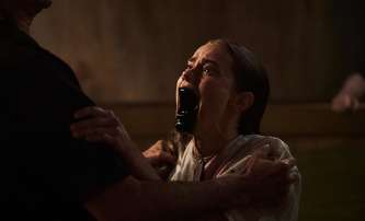 Diabolic: Děsivá čarodějnice vrátí mladou ženu do spárů sekty | Fandíme filmu