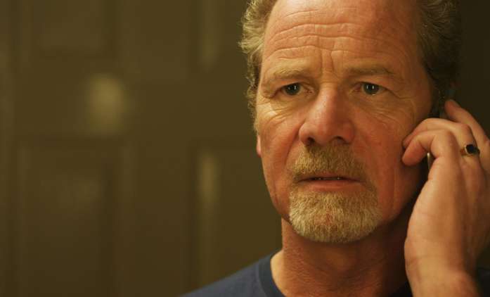 Herec Peter Mullan byl napaden, když bránil ohroženou ženu | Fandíme filmu