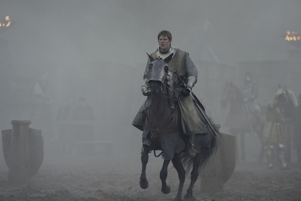 Rytíř Sedmi království: Návrat do světa Hry o trůny je tady | Fandíme serialům