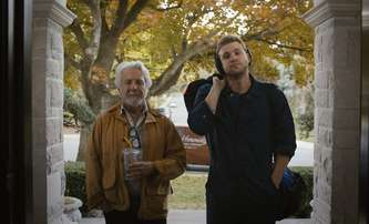 Tuner: Ladič pian v kriminální romanci propůjčí uši k otevírání sejfů | Fandíme filmu