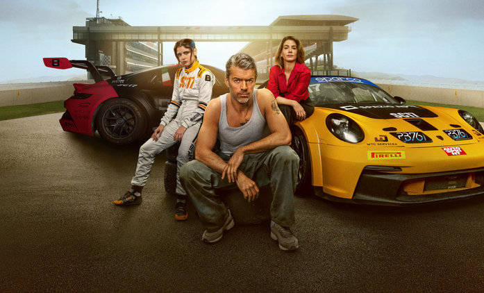 Motorvalley: Netflix přináší novinku milovníkům závodů a honiček | Fandíme seriálům