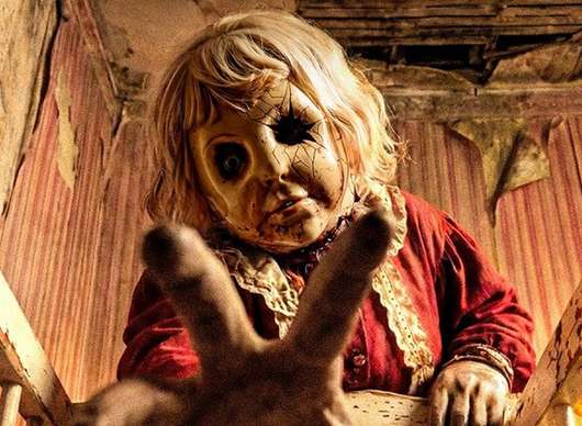 Dolly: V novém hororu vraždí monstrum s podobou panenky | Fandíme filmu