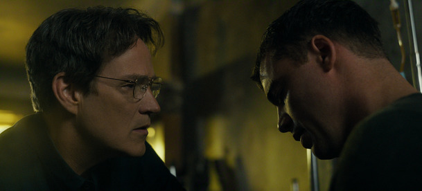 Noční agent: Chválená třetí řada je tu, čtvrtá se připravuje | Fandíme serialům