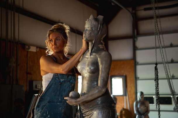 The Huntsman: Zvrhlý zabiják loví ženy v novém thrilleru | Fandíme filmu