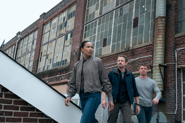 Noční agent: Chválená třetí řada je tu, čtvrtá se připravuje | Fandíme serialům