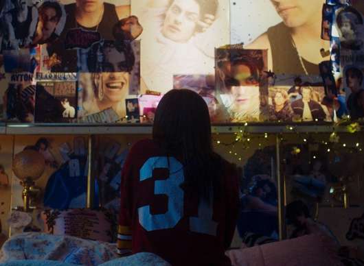 Sweetness: Posedlá fanynka unese zpěváka, aby ho „zachránila“ | Fandíme filmu