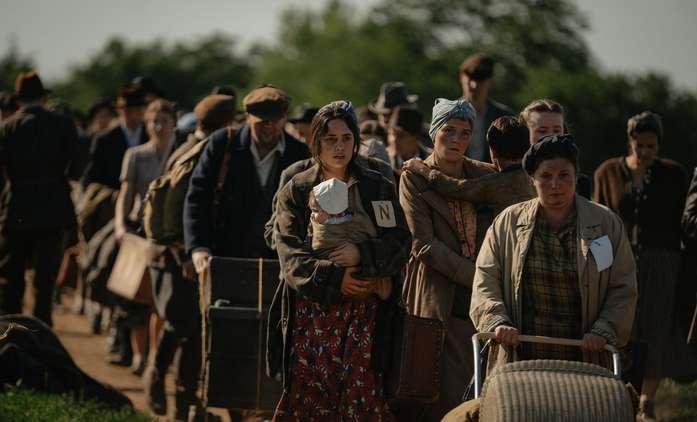 Recenze: Zcela výjimečná Gerta Schnirch nebarví hnus českých dějin narůžovo | Fandíme filmu