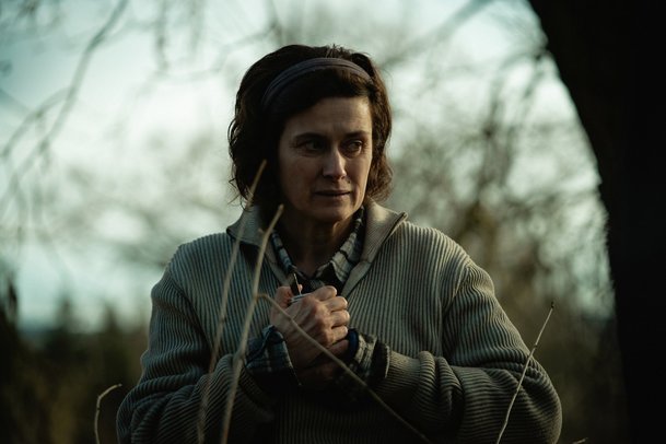 Gerta Schnirch: Dcera nacisty a Češky krutě platí za hříchy, které nespáchala | Fandíme serialům