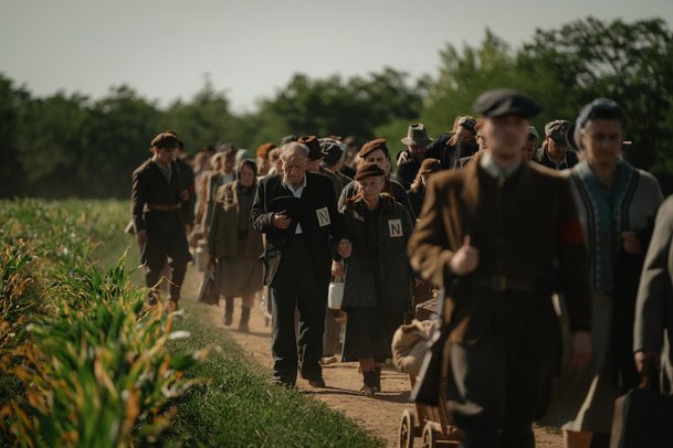 Gerta Schnirch: Dcera nacisty a Češky krutě platí za hříchy, které nespáchala | Fandíme serialům