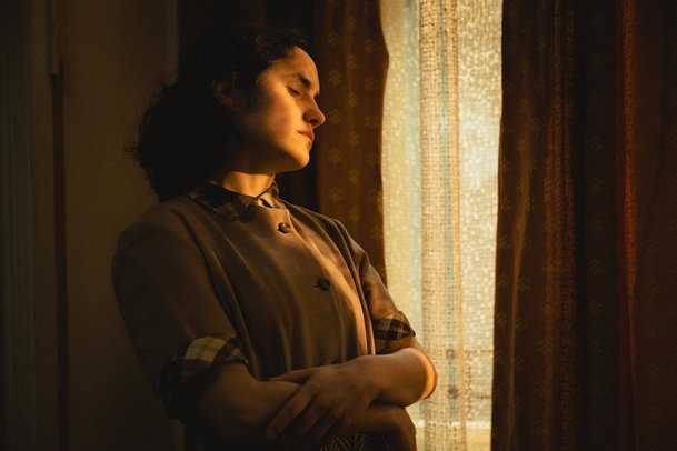 Gerta Schnirch: Dcera nacisty a Češky krutě platí za hříchy, které nespáchala | Fandíme serialům