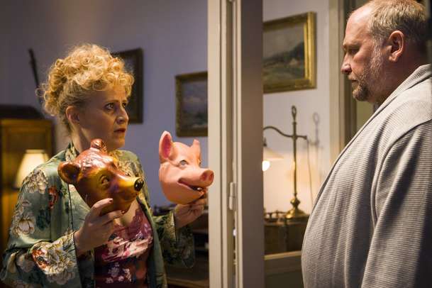 Někdo to rád v Plzni: Lábus či Donutil v mozaice lechtivých příběhů | Fandíme filmu