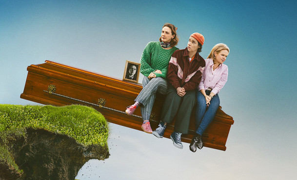 Jak se dostat z Belfastu do nebe: Severní Irové jsou luxusně švihlí, buďte s nimi | Fandíme serialům