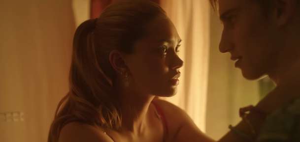 Girls Like Girls: V chystané romanci dvě mladé dívky zkoumají vzájemné city | Fandíme filmu