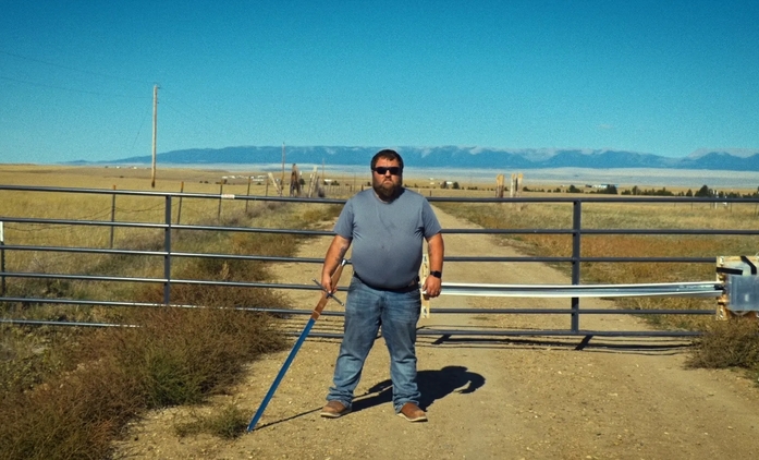 Sousedi: HBO přináší přehlídku skutečných bizarních sousedských sporů | Fandíme seriálům