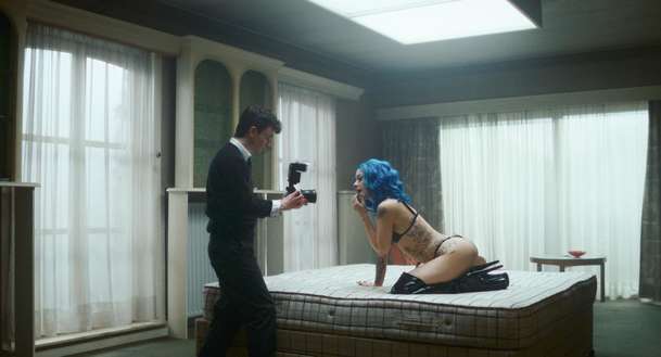 Truly Naked: Dospívat v rodinné firmě na výrobu videí pro dospělé není med | Fandíme filmu