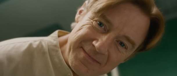 Slanted: V chystaném hororu si školačka nechá změnit rasu, aby konečně zapadla | Fandíme filmu