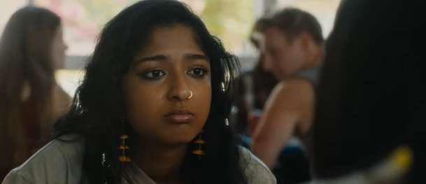 Slanted: V chystaném hororu si školačka nechá změnit rasu, aby konečně zapadla | Fandíme filmu