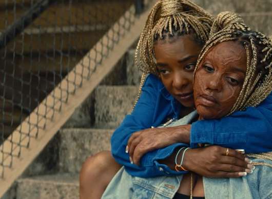 Is God Is: Oběti popálení jsou v divokém thrilleru odhodlané k pomstě | Fandíme filmu