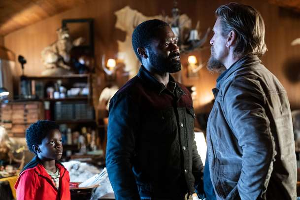 Newborn: V psychologickém thrilleru se muž snaží začlenit po návratu z vězení | Fandíme filmu