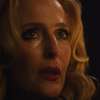 Teenage Sex and Death at Camp Miasma: Gillian Anderson jako svůdná královna hororu | Fandíme filmu