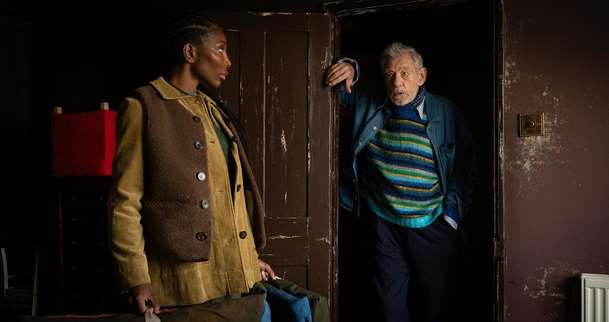 The Christophers: Ian McKellen se stane terčem mazaného podvodu | Fandíme filmu