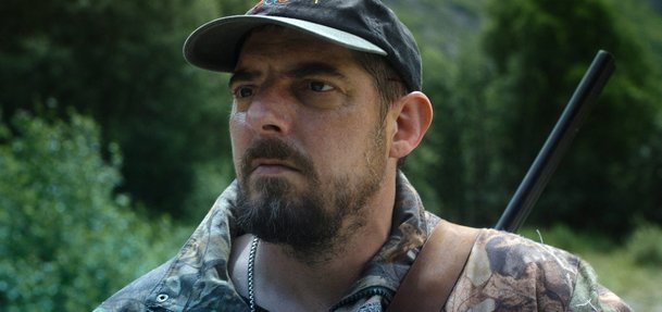 Lov: Právě dorazil drsný nový seriál, kde se do sebe pustí dvě skupiny lovců | Fandíme serialům