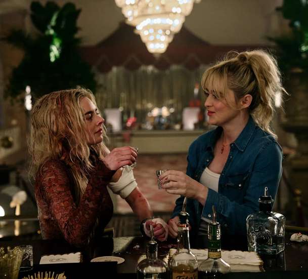 Krvavá nevěsta: Hra začíná – Šťavnatá osmiminutová ukázka je plná hororové zábavy | Fandíme filmu