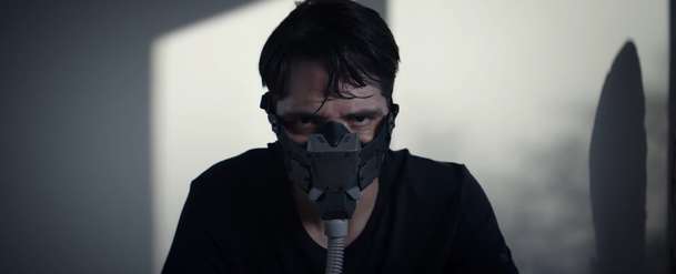 Lék: Zhýralí miliardáři si udělali z nevinné dívky svou krevní banku | Fandíme filmu