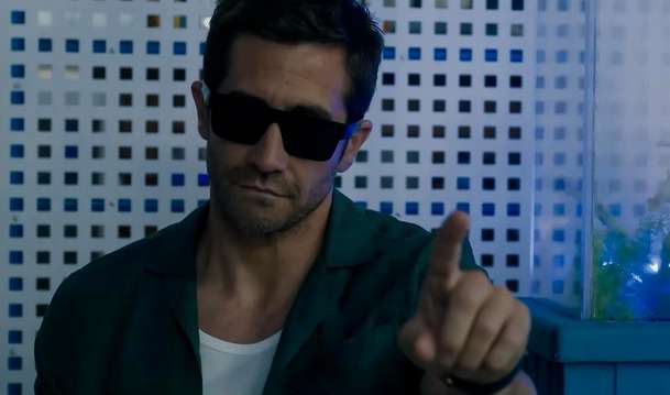 Šedá zóna: Jake Gyllenhaal a Henry Cavill řádí ve špionážním traileru | Fandíme filmu