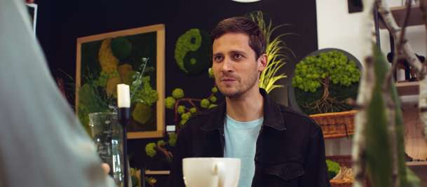 Ovce žerou první: Nová česká komedie si utahuje z motivačních koučů | Fandíme filmu