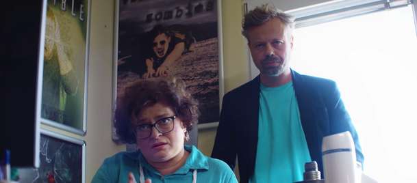 Ovce žerou první: Nová česká komedie si utahuje z motivačních koučů | Fandíme filmu