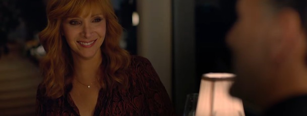 Návrat na výsluní: Lisa Kudrow se po letech vrací na místo činu | Fandíme serialům