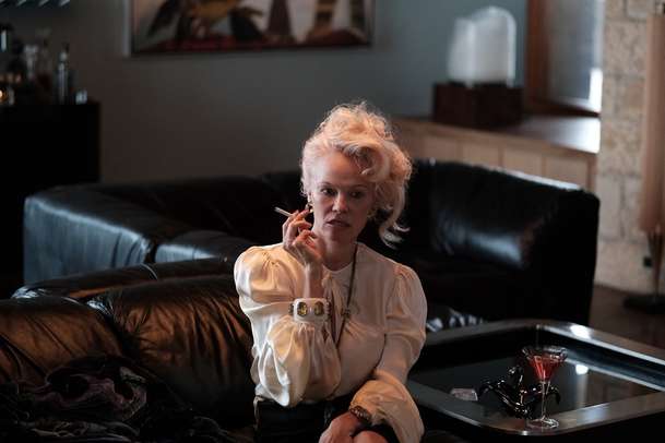 Pikantní pohled do světa nechutně bohatých srší podvratnou energií | Fandíme filmu