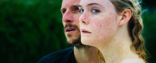 Pikantní pohled do světa nechutně bohatých srší podvratnou energií | Fandíme filmu