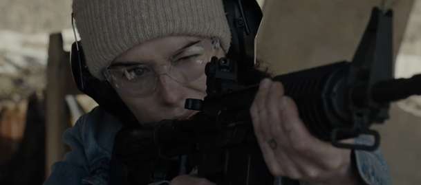 Ballistic: Lena Headey se mstí parchantům, kteří jí zabili syna | Fandíme filmu