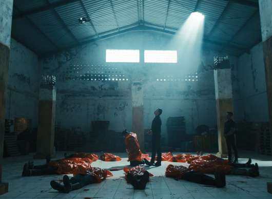 Ikatan Darah: Chválená akční rubačka v traileru předvádí choreografické radovánky | Fandíme filmu