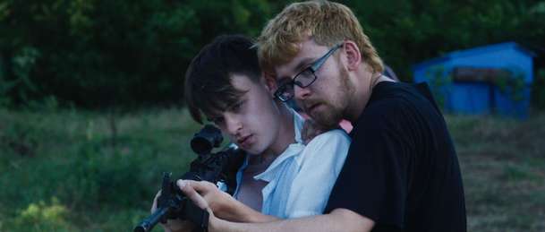 Our Hero, Balthazar: Černočerná komedie satirizuje školní střelbu | Fandíme filmu