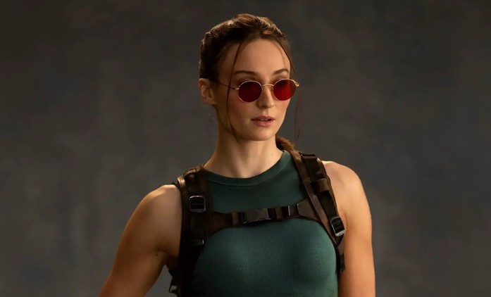 Tomb Raider: Herečka Sophie Turner se zranila, natáčení je pozastaveno | Fandíme seriálům