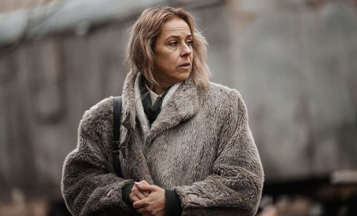 Hladovka: Když televizi obsadí ruští vojáci, rozhodne se hlasatelka stávkovat | Fandíme filmu