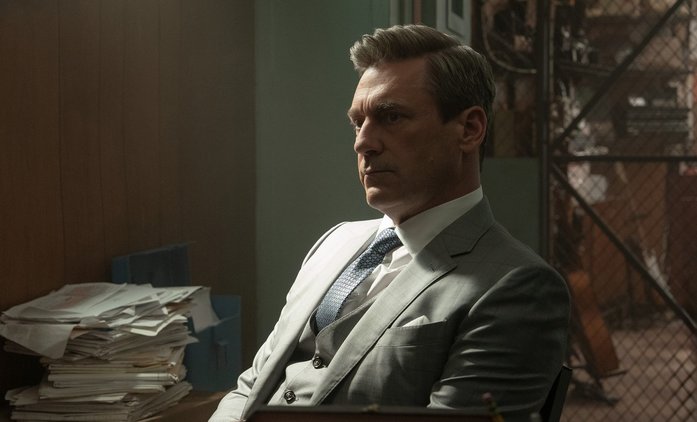 Sousedská tajemství: Seriál o okrádání boháčů zchudlým sousedem je zpátky | Fandíme seriálům