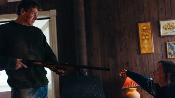 Over Your Dead Body: Manželská nenávist ještě nebyla tak slastně poťouchlá | Fandíme filmu