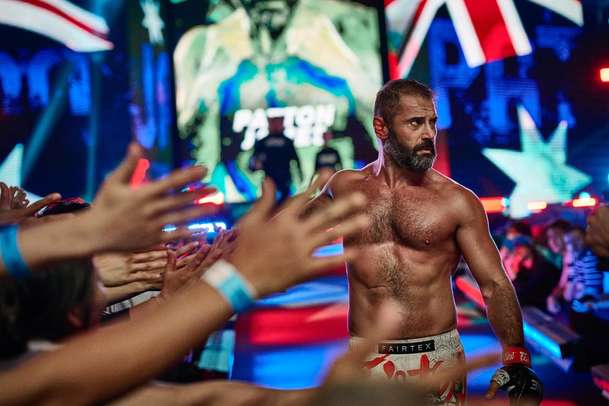 Beast: Pusťte si úvod MMA filmu, kde Russell Crowe vyrábí vítěze | Fandíme filmu