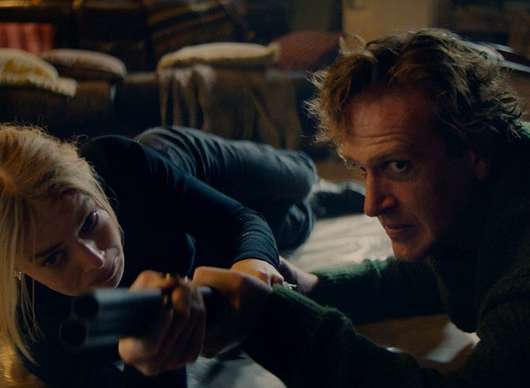 Over Your Dead Body: Manželská nenávist ještě nebyla tak slastně poťouchlá | Fandíme filmu