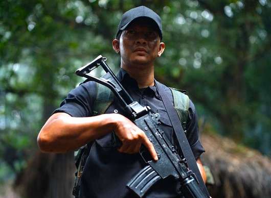 Timur: V akčním filmu podle skutečné události Iko Uwais zachraňuje rukojmí | Fandíme filmu