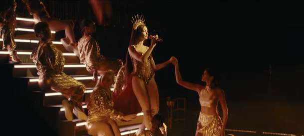 Mother Mary: Kult, rituál, hudba a sláva se slévají v hypnotický filmový zážitek | Fandíme filmu