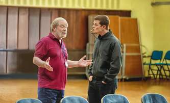 Přísahám, že za to nemůžu: Dojemný příběh mladíka s Tourettovým syndromem míří do českých kin | Fandíme filmu