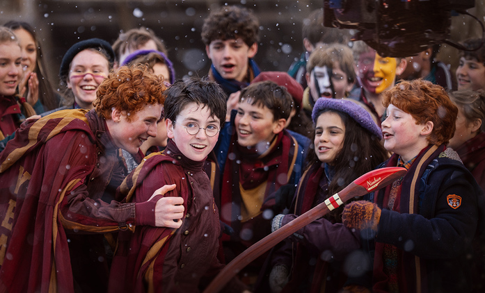 Hledá se Harry: Ze zákulisí čar a kouzel – Velký dokument představí novou sérii | Fandíme seriálům